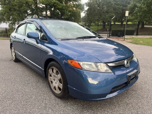 Used 2008 Honda Civic LX image 2