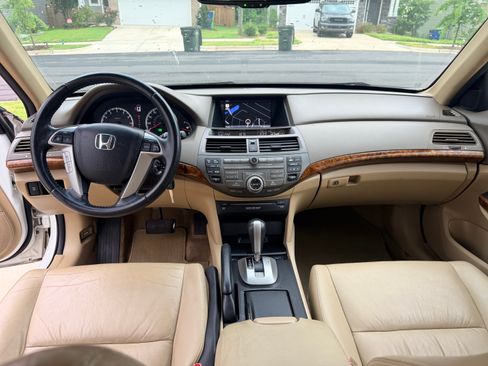 Used 2010 Honda Accord EX-L image 15