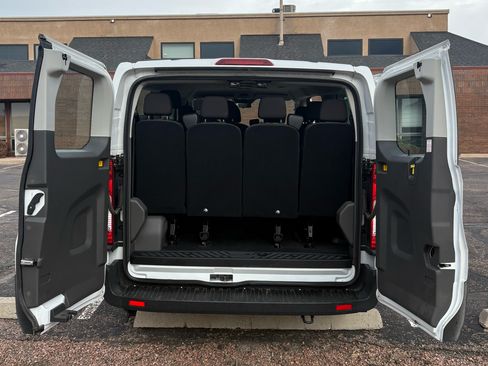 Used 2024 Ford Transit 350 XL image 8