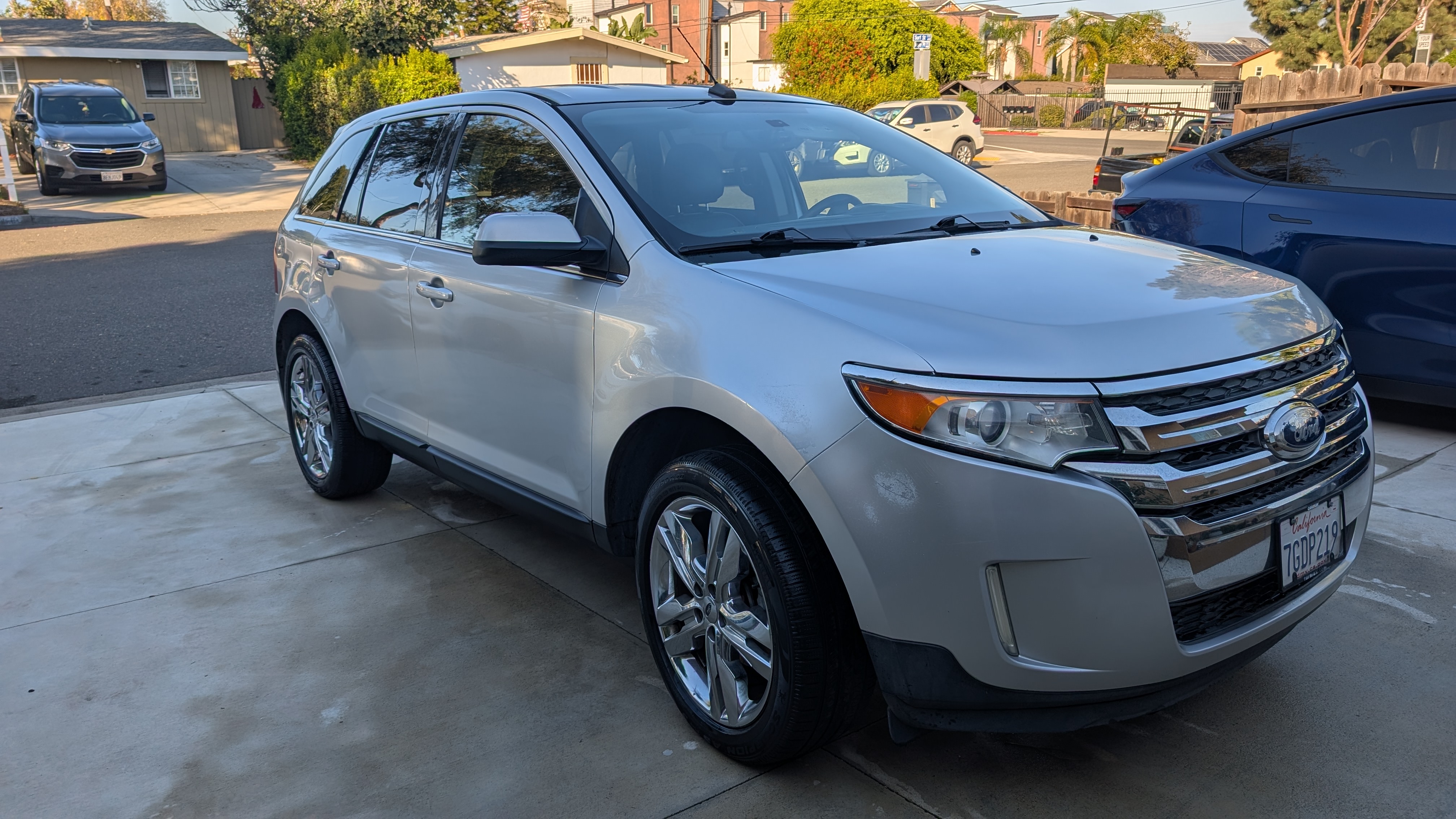 Used 2013 Ford Edge Limited FWD image 1