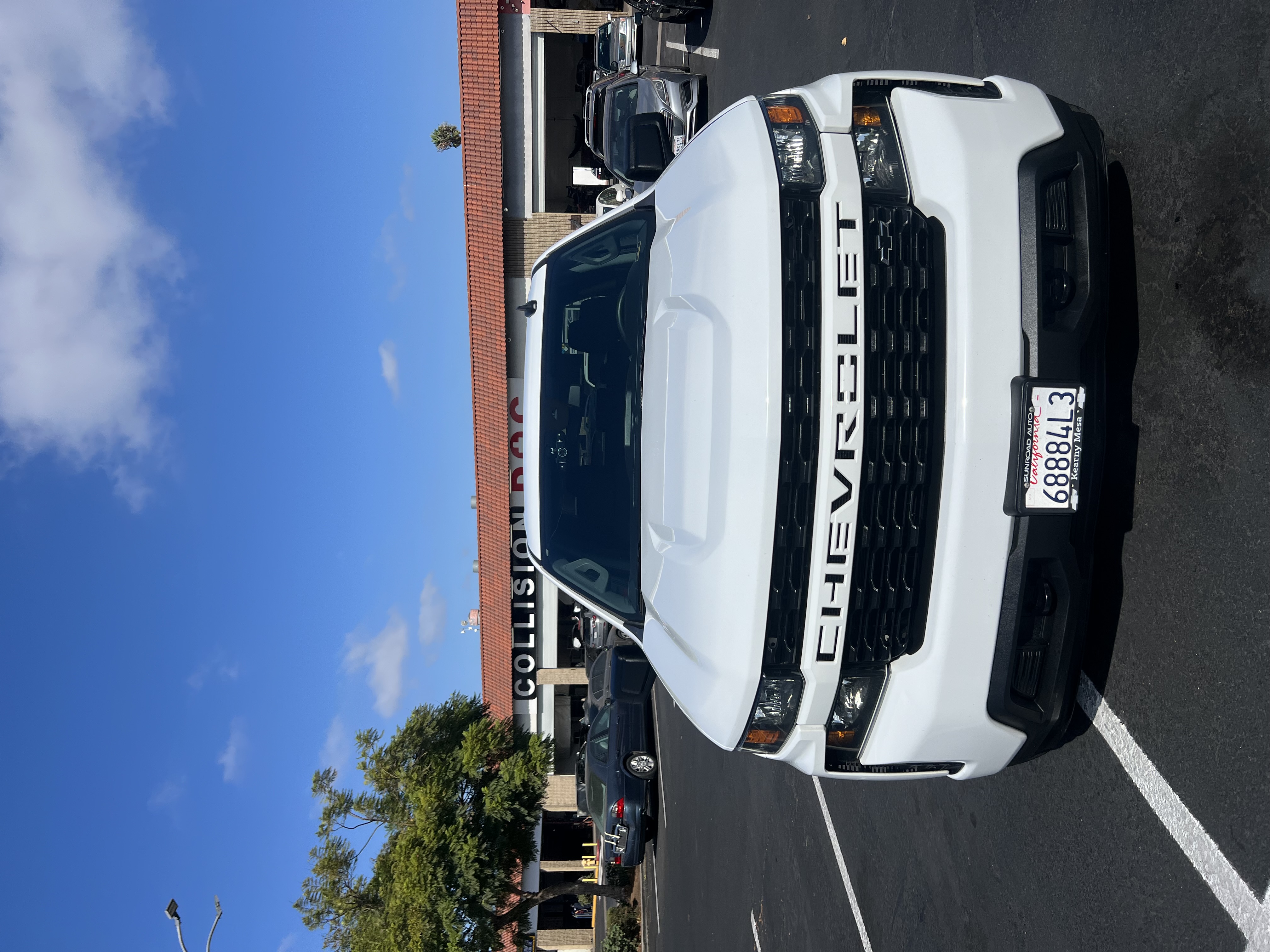 Used 2022 Chevrolet Silverado 1500 Custom w/ Safety Confidence Package RWD image 2