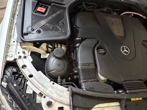 Used 2015 Mercedes-Benz C 400 4MATIC image 23