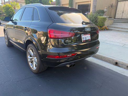 Used 2016 Audi Q3 2.0T Premium Plus w/ Technology Package FWD image 4