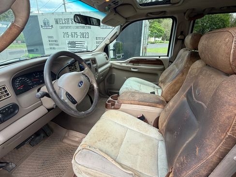 Used 2003 Ford F250 King Ranch AWD/4WD image 6
