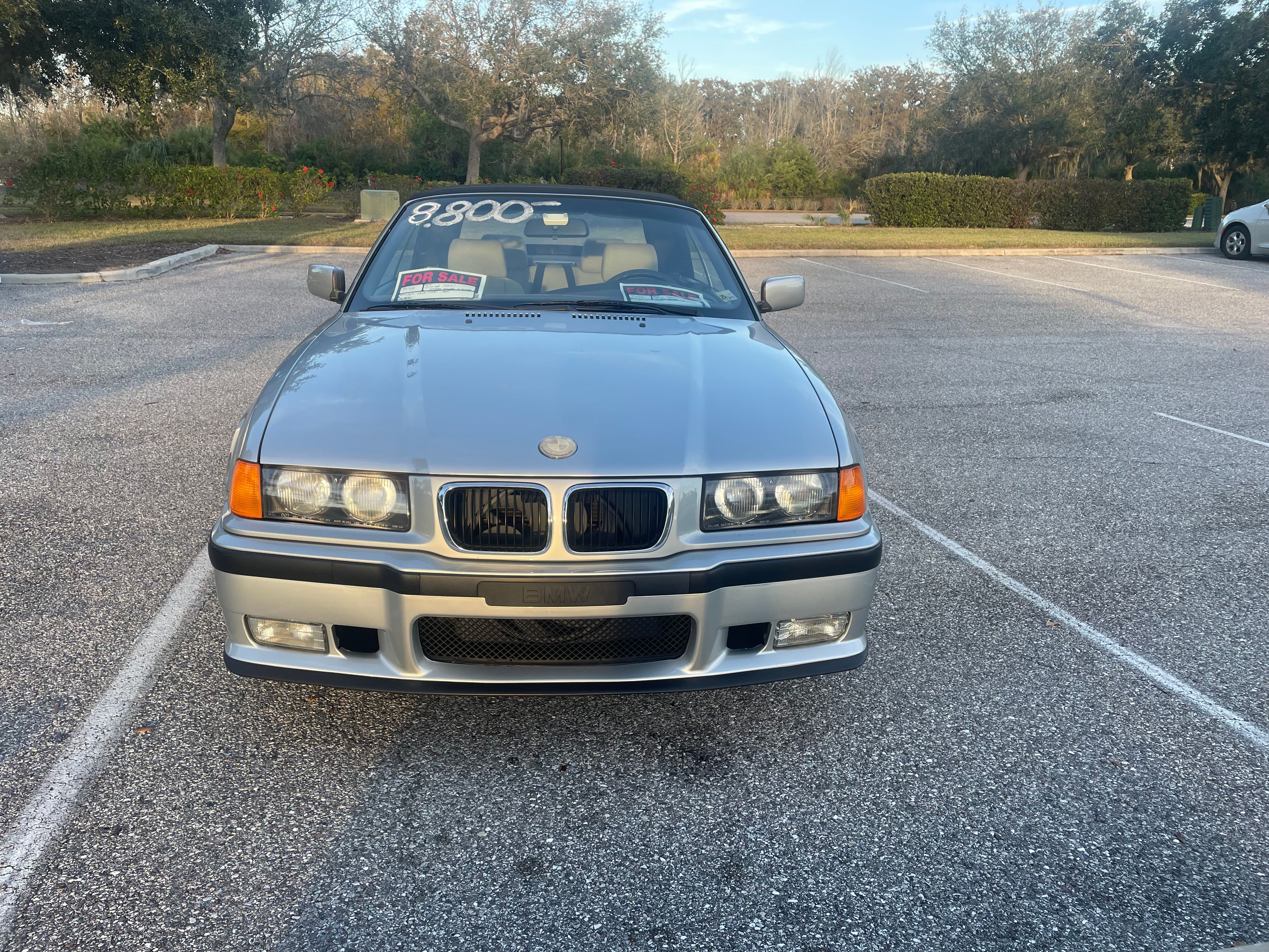 Used 1998 BMW 323i Convertible RWD image 1