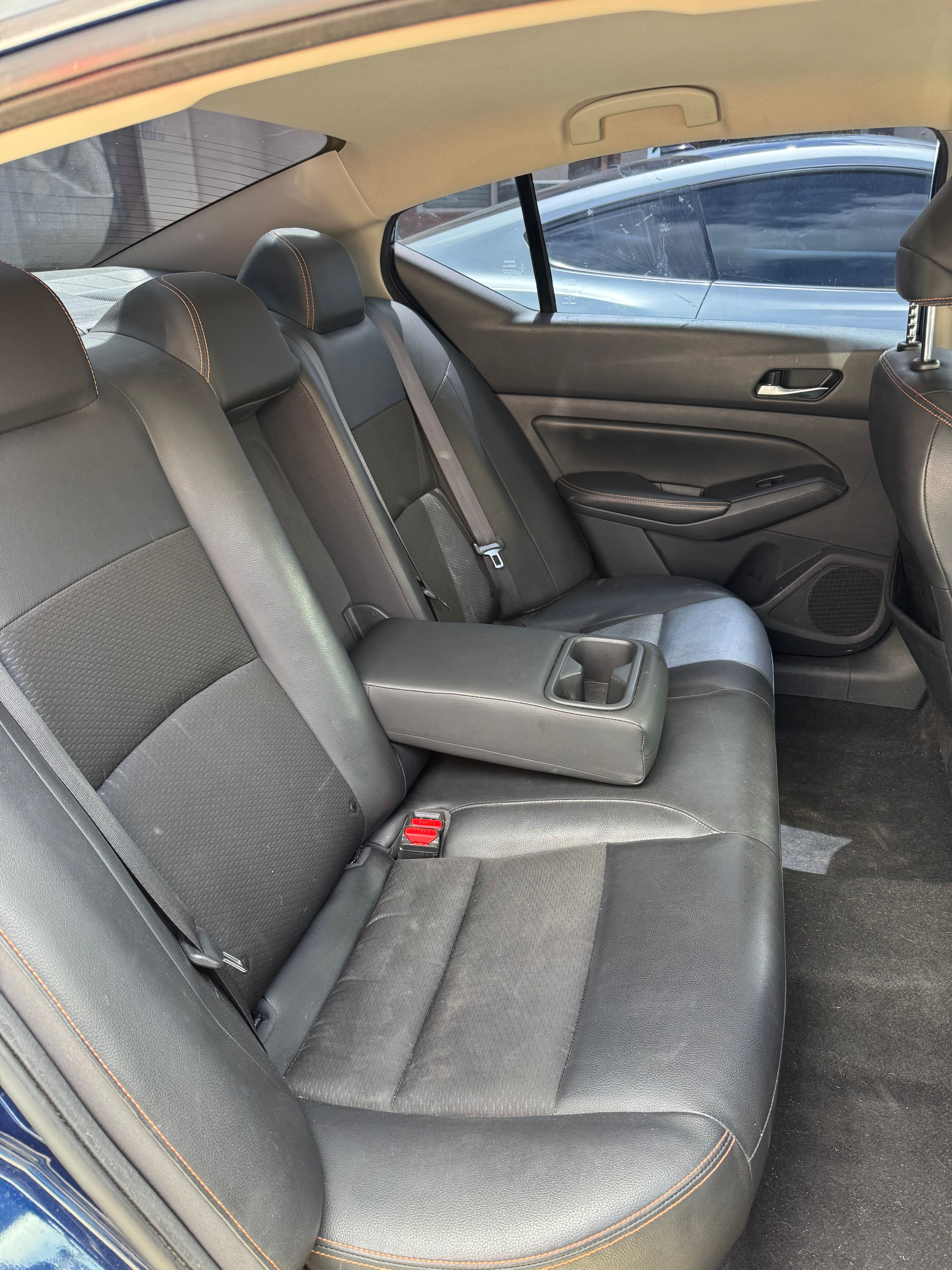 Used 2019 Nissan Altima 2.5 SR FWD image 6