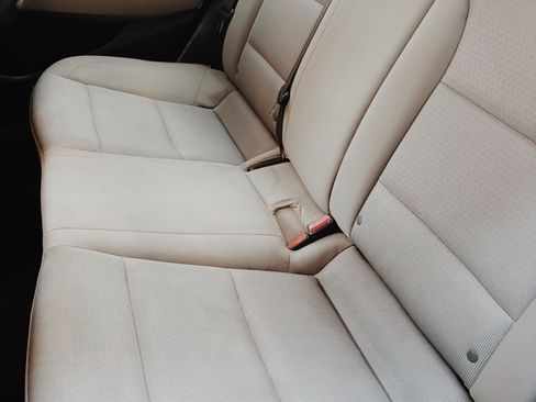 Used 2018 Hyundai Elantra Value Edition w/ Cargo Package image 15