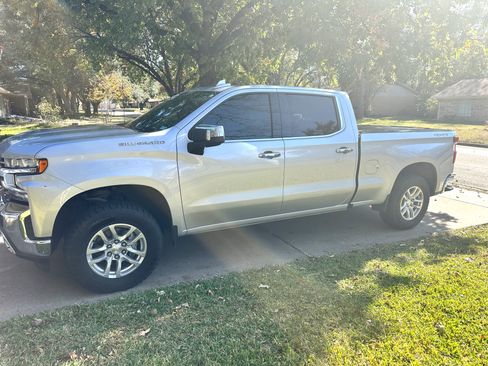 Used 2019 Chevrolet Silverado 1500 LTZ w/ LTZ Convenience Package image 1