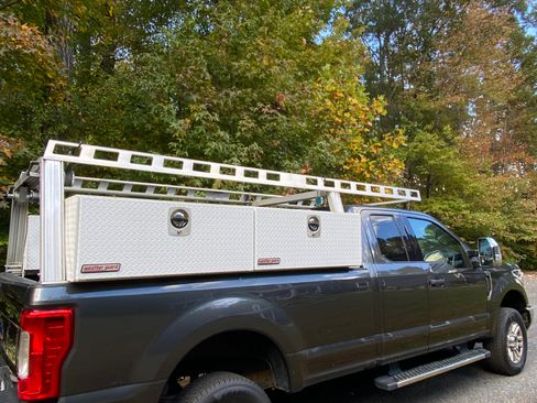 Used 2019 Ford F250 XLT w/ XLT Value Package image 5