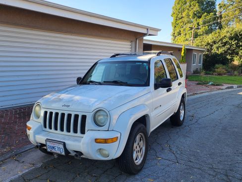 Used 2003 Jeep Liberty Limited image 9