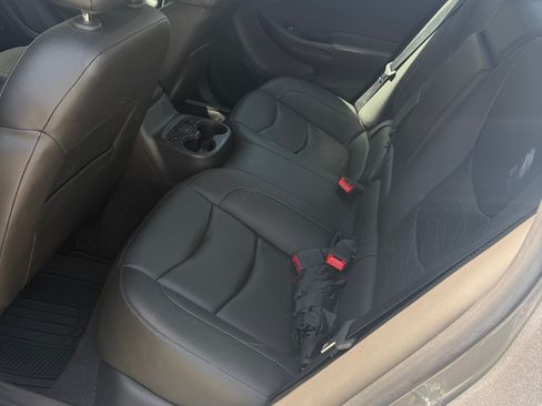 Used 2019 Chevrolet Volt Premier w/ Driver Confidence II Package FWD image 8
