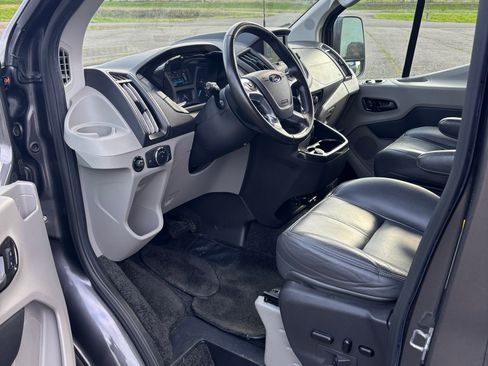 Used 2018 Ford Transit 150 148 Low Roof w/ Exterior Upgrade Package image 30