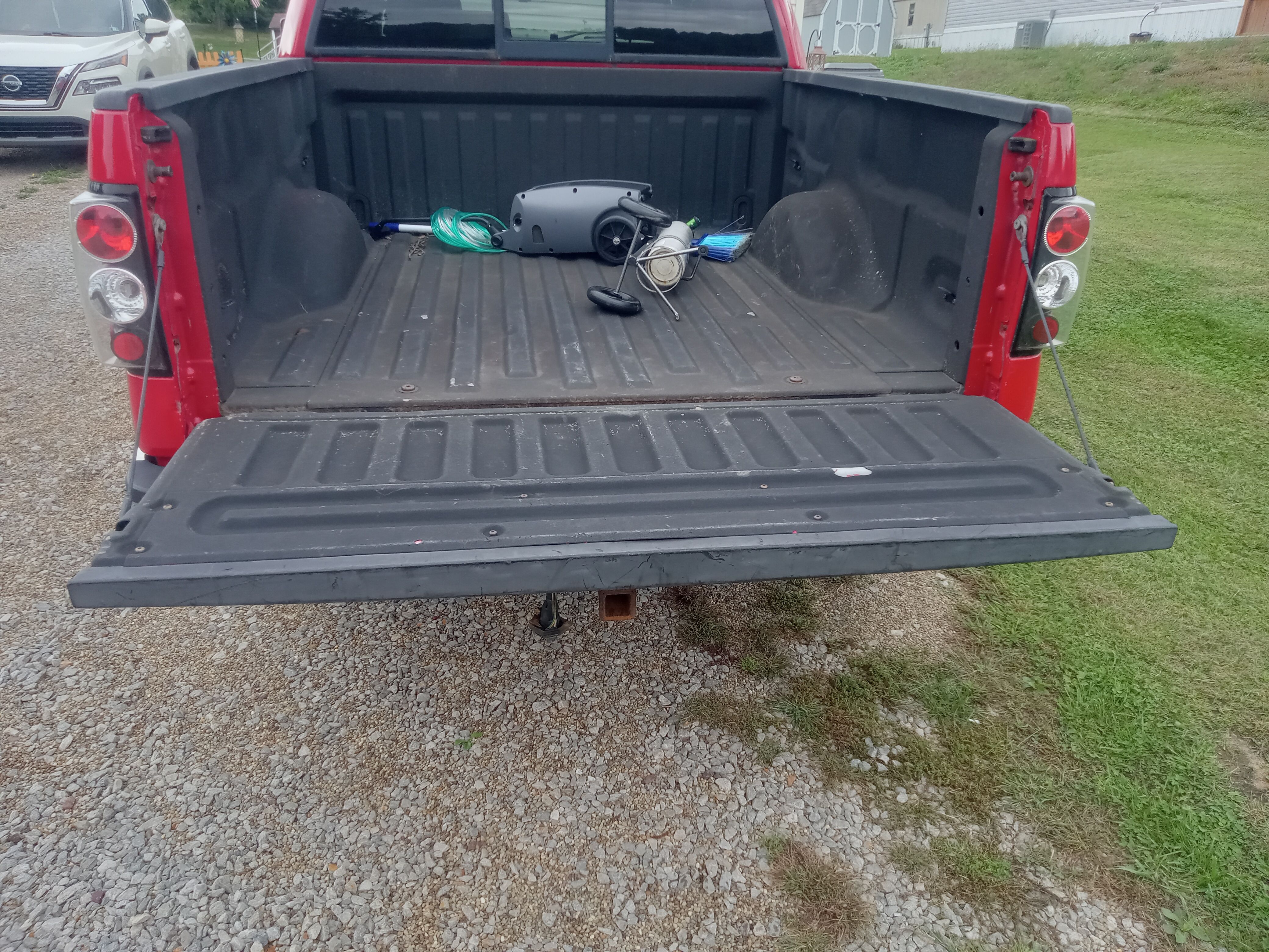 Used 2005 Ford F150 XLT AWD/4WD image 8