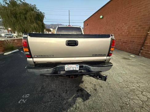 Used 2002 Chevrolet Silverado 3500 LT image 8