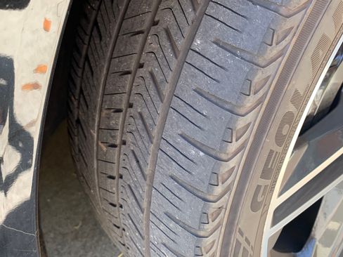 Used 2020 Audi SQ5 Premium image 19