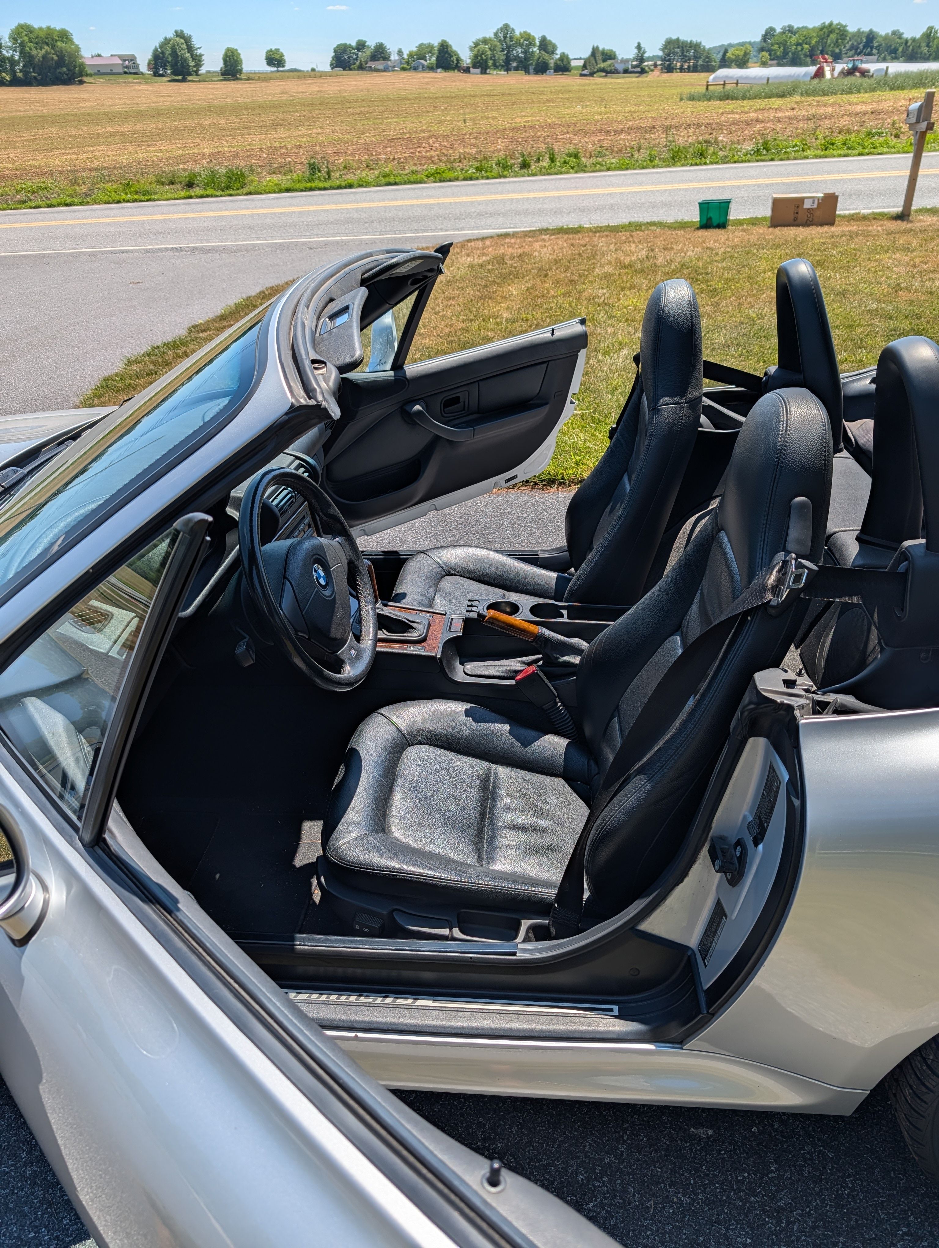 Used 2002 BMW Z3 2.5i RWD image 8