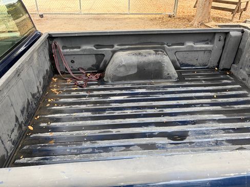 Used 2003 Chevrolet S10 Pickup LS image 11