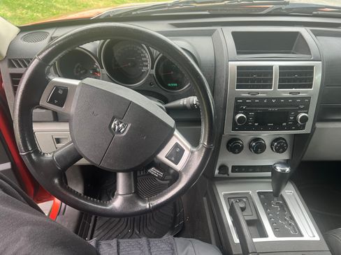 Used 2007 Dodge Nitro SLT AWD/4WD image 8