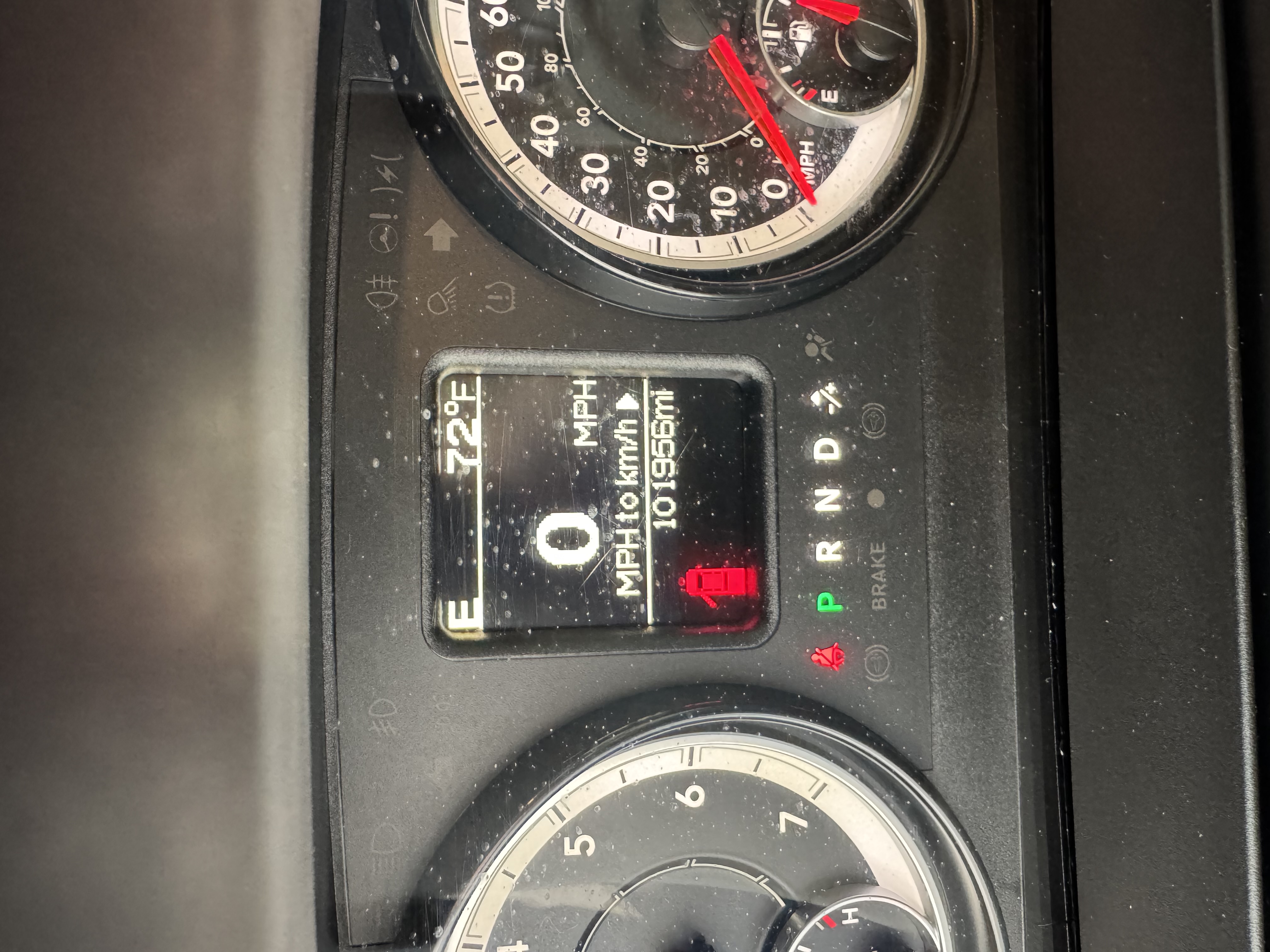 Used 2017 RAM 1500 Classic SLT RWD image 10