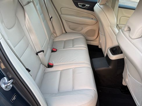 Used 2024 Volvo S60 T8 Ultimate w/ Climate Package AWD/4WD image 14
