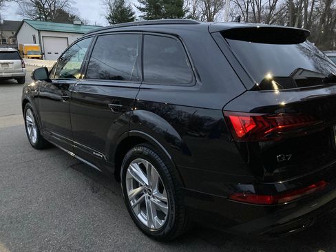 Used 2021 Audi Q7 3.0T Prestige AWD/4WD image 11
