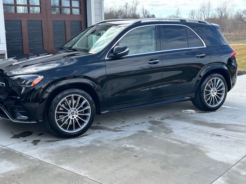 Used 2024 Mercedes-Benz GLE 350 4MATIC image 1