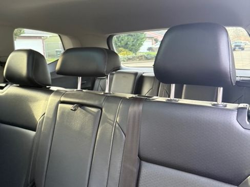 Used 2019 Volkswagen Atlas SEL image 2