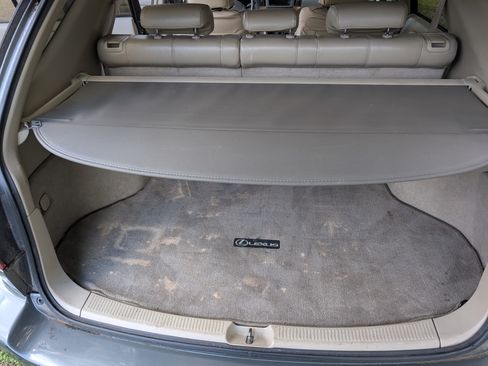 Used 2000 Lexus RX 300 w/ Premium Pkg FWD image 19