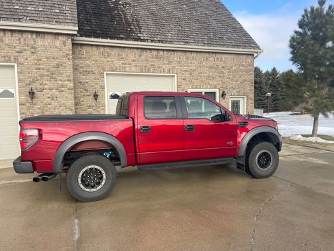 Used 2014 Ford F150 Raptor w/ Equipment Group 801A Luxury image 2