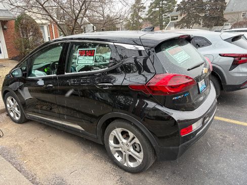 Used 2020 Chevrolet Bolt LT image 8