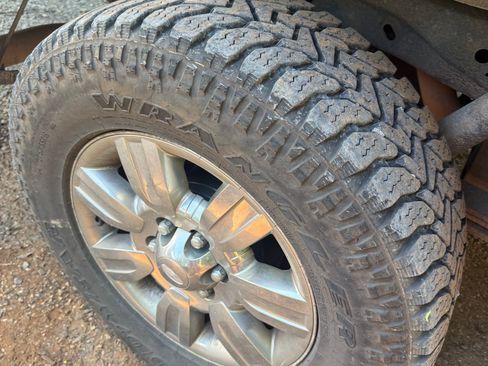 Used 2012 Ford F150 XLT w/ XLT Chrome Pkg AWD/4WD image 6