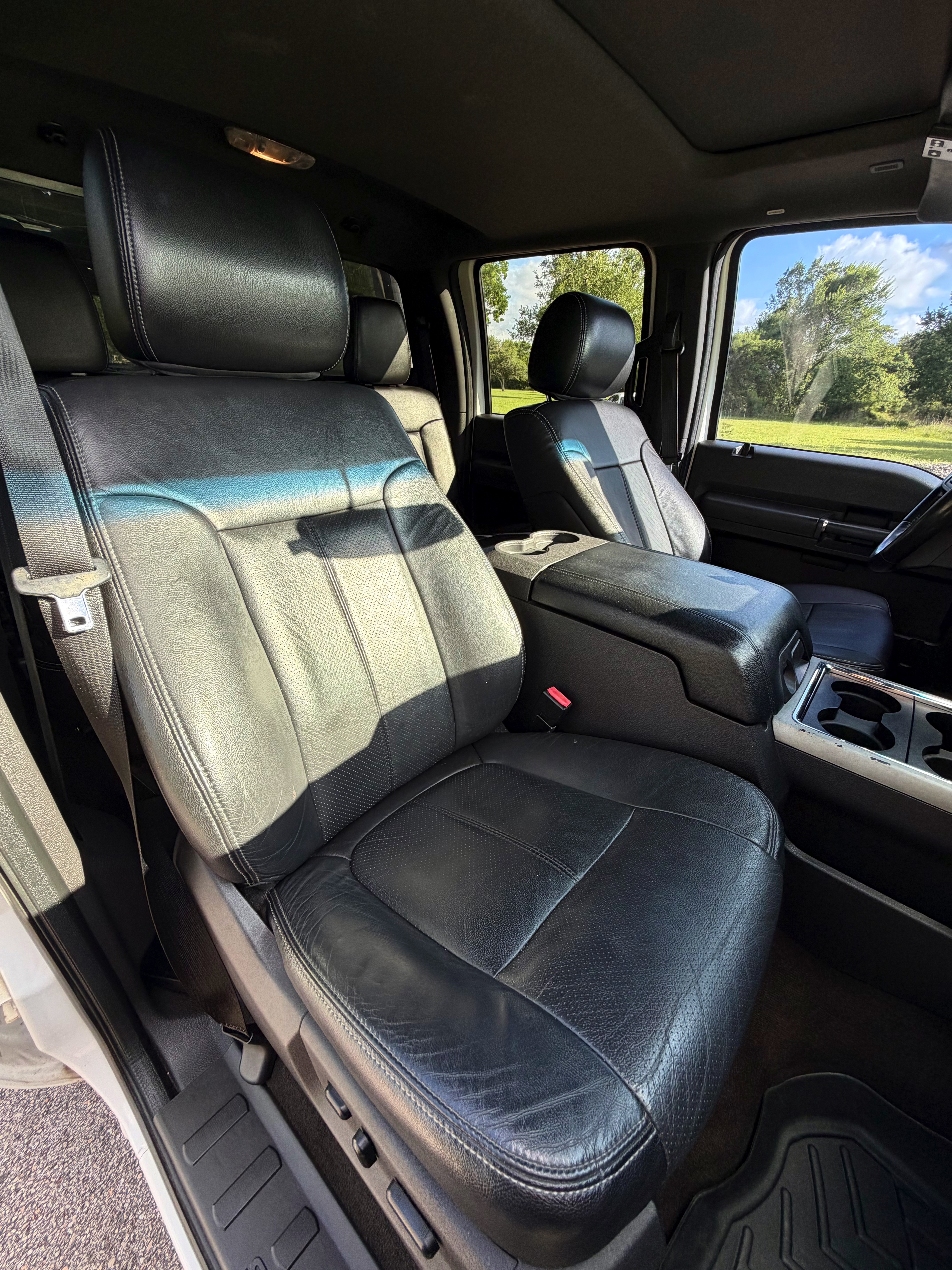 Used 2013 Ford F250 Lariat w/ Lariat Ultimate Pkg AWD/4WD image 17