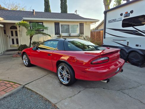 Used 1994 Chevrolet Camaro Z28 image 5