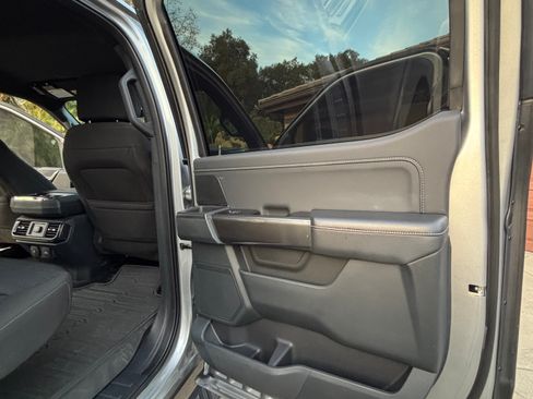 Used 2021 Ford F150 XLT w/ Equipment Group 302A High image 18