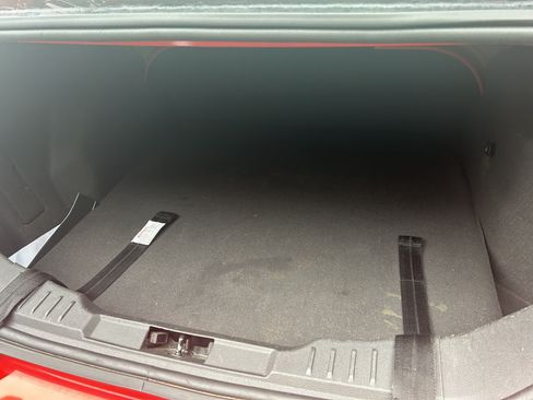 Used 2012 Ford Focus SE w/ SE Sport Pkg image 30