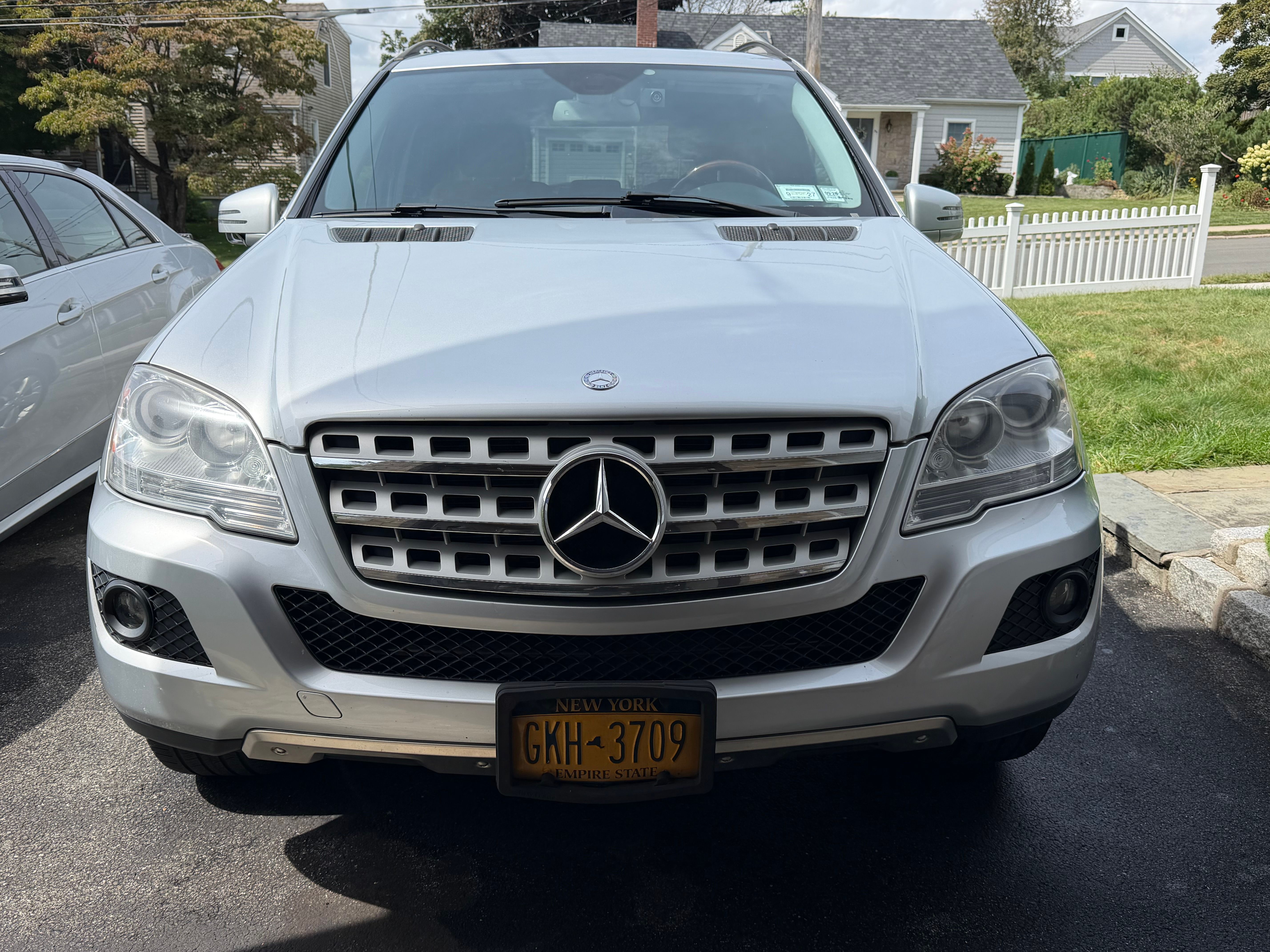 Used 2011 Mercedes-Benz ML 350 4MATIC image 4
