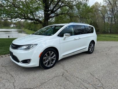 Used 2019 Chrysler Pacifica Limited
