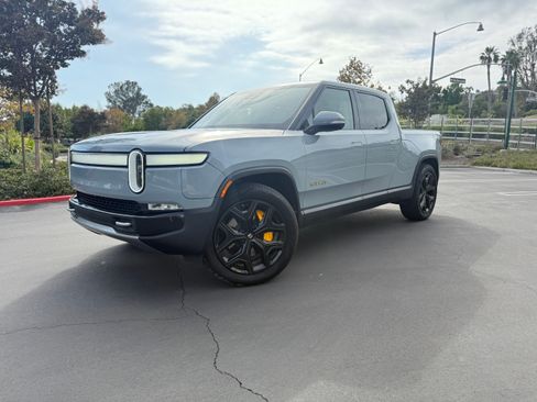 Used 2023 Rivian R1T Adventure AWD/4WD image 1
