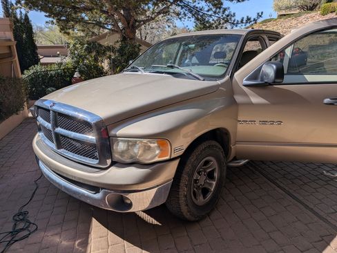 Used 2005 Dodge Ram 1500 Truck SLT w/ Trailer Tow Group image 1