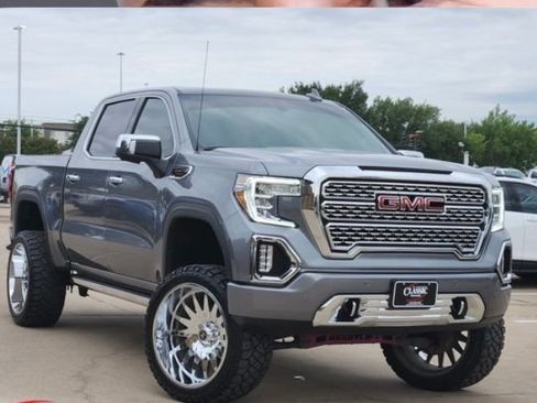 Used 2022 GMC Sierra 1500 Denali w/ Denali Premium Package AWD/4WD image 1