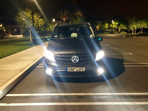 Used 2016 Mercedes-Benz Metris Passenger image 10
