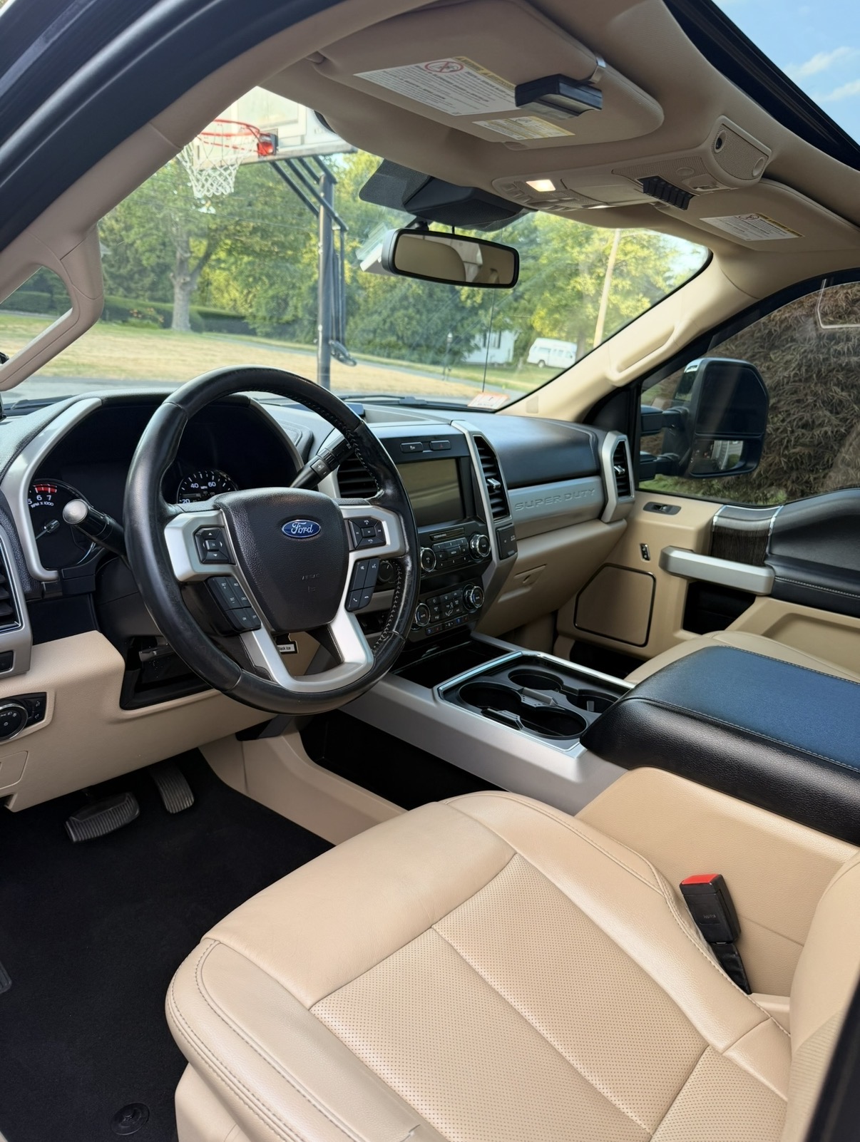 Used 2021 Ford F250 Lariat w/ Chrome Package AWD/4WD image 9