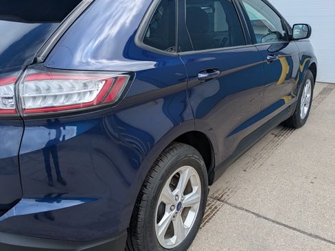 Used 2016 Ford Edge SE image 5