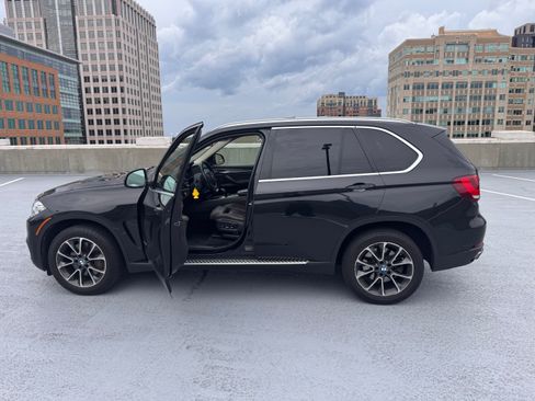 Used 2015 BMW X5 xDrive50i AWD/4WD image 2