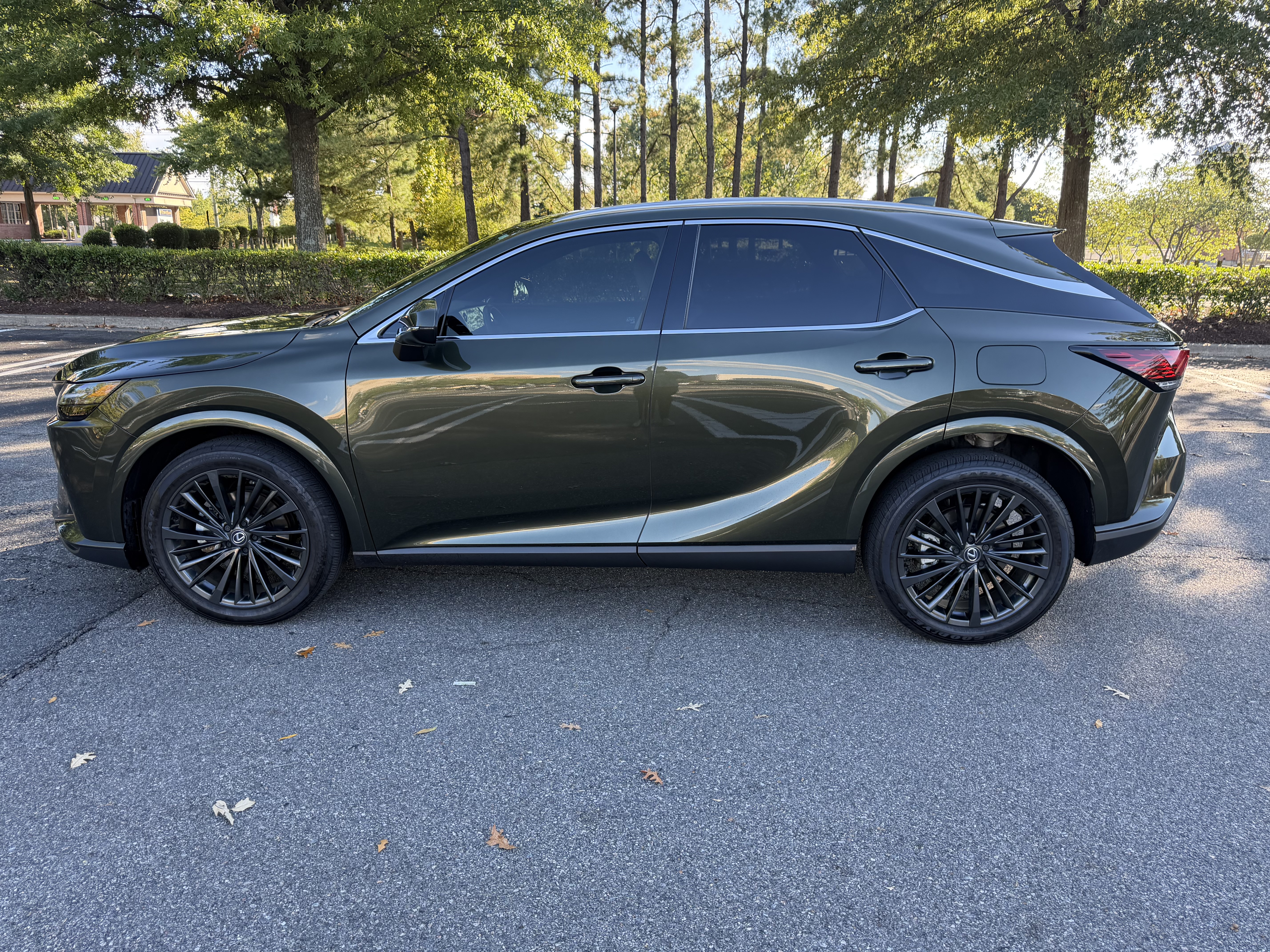 Used 2025 Lexus RX 350h w/ Accessory Package (K3) AWD/4WD image 5