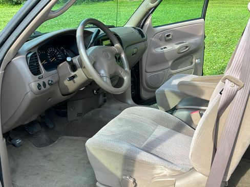 Used 2001 Toyota Tundra SR5 AWD/4WD image 9