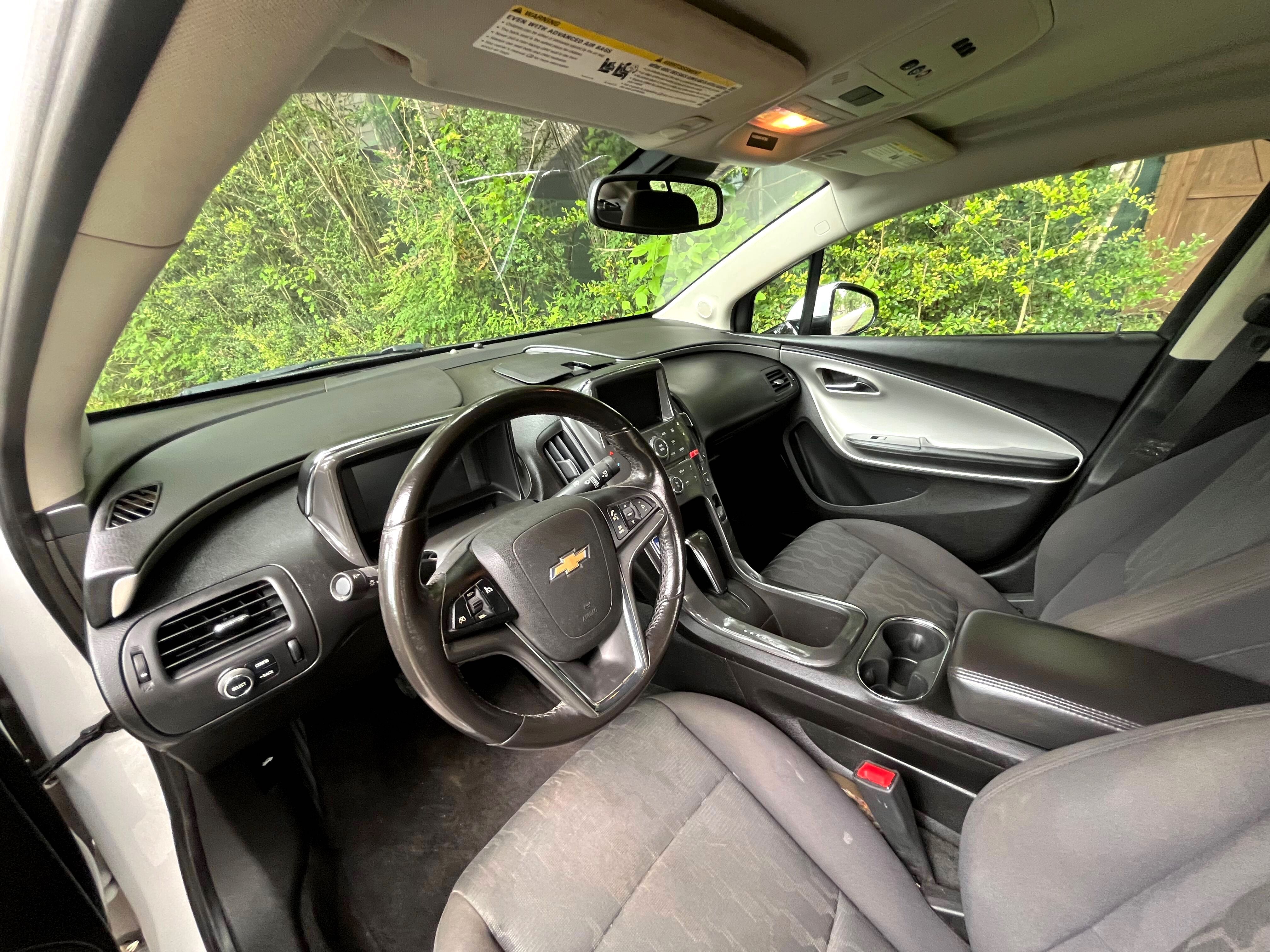 Used 2014 Chevrolet Volt w/ Enhanced Safety Package 1 FWD image 15