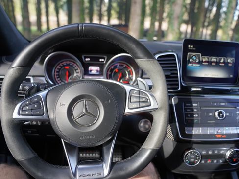 Used 2017 Mercedes-Benz GLS 63 AMG 4MATIC image 23