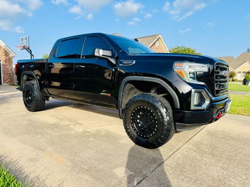 Used 2020 GMC Sierra 1500 AT4 w/ AT4 Premium Package AWD/4WD image 8
