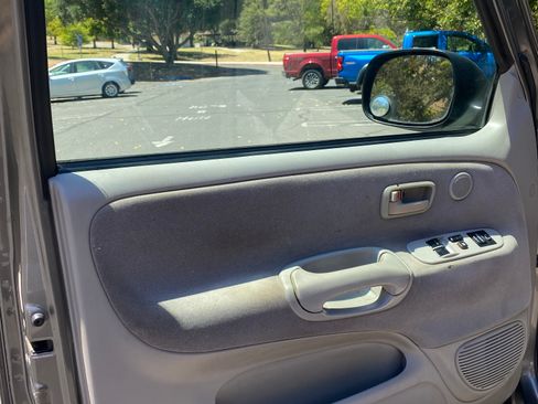 Used 2003 Toyota Tundra SR5 AWD/4WD image 24